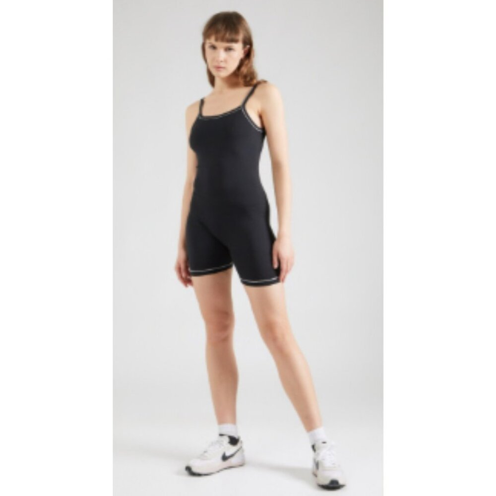 Nike Women's One Dri-Fit Short Bodysuit Size XS in Black Singlet - Picture 2 of 3